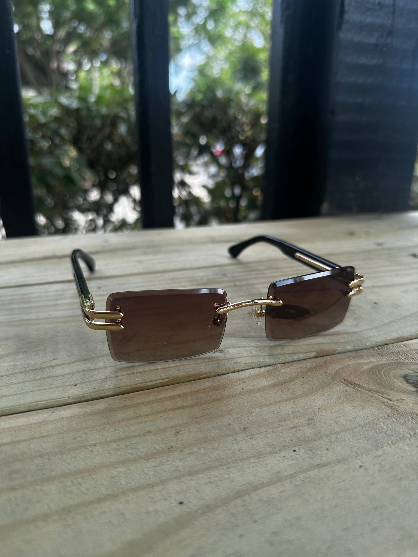 Clarity - Brown Lens